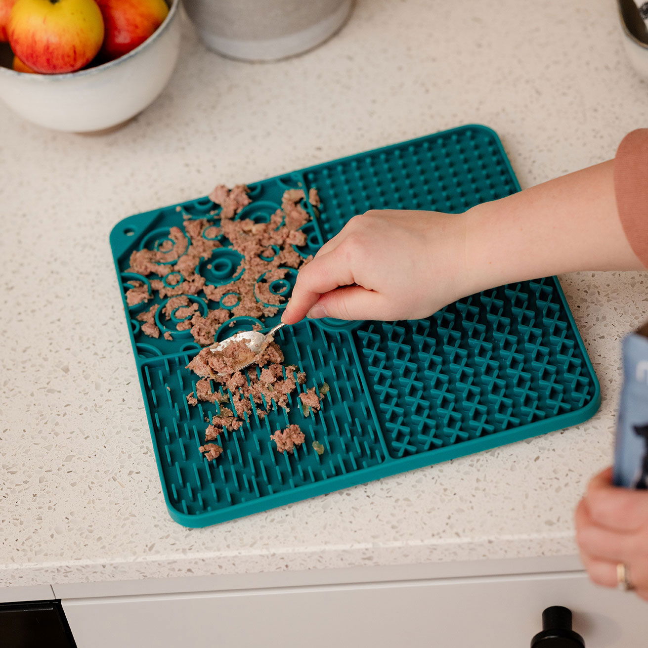 Basic yummy mat square