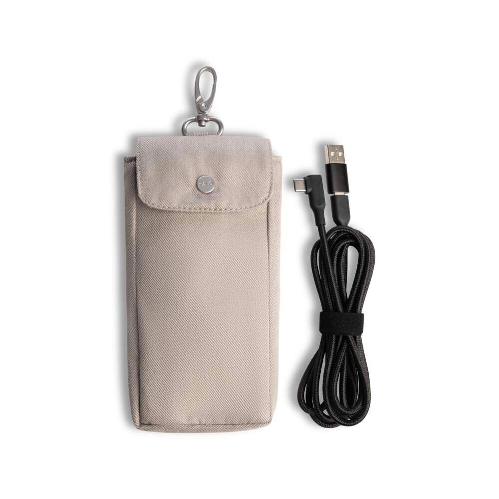 Tavo Maeve ISO5X Wind crash tested pet car seat with integrated ventilation system