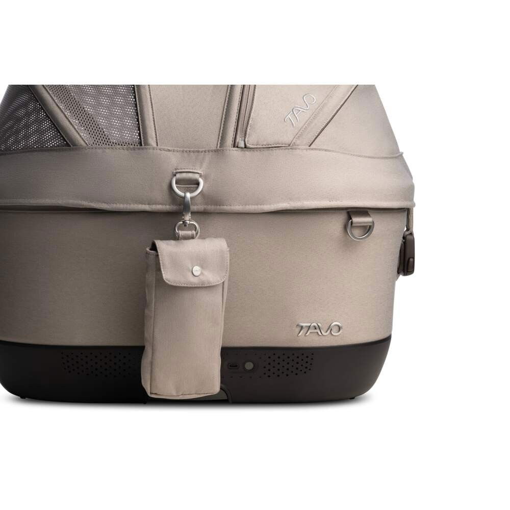 Tavo Maeve ISO5X Wind crash tested pet car seat with integrated ventilation system