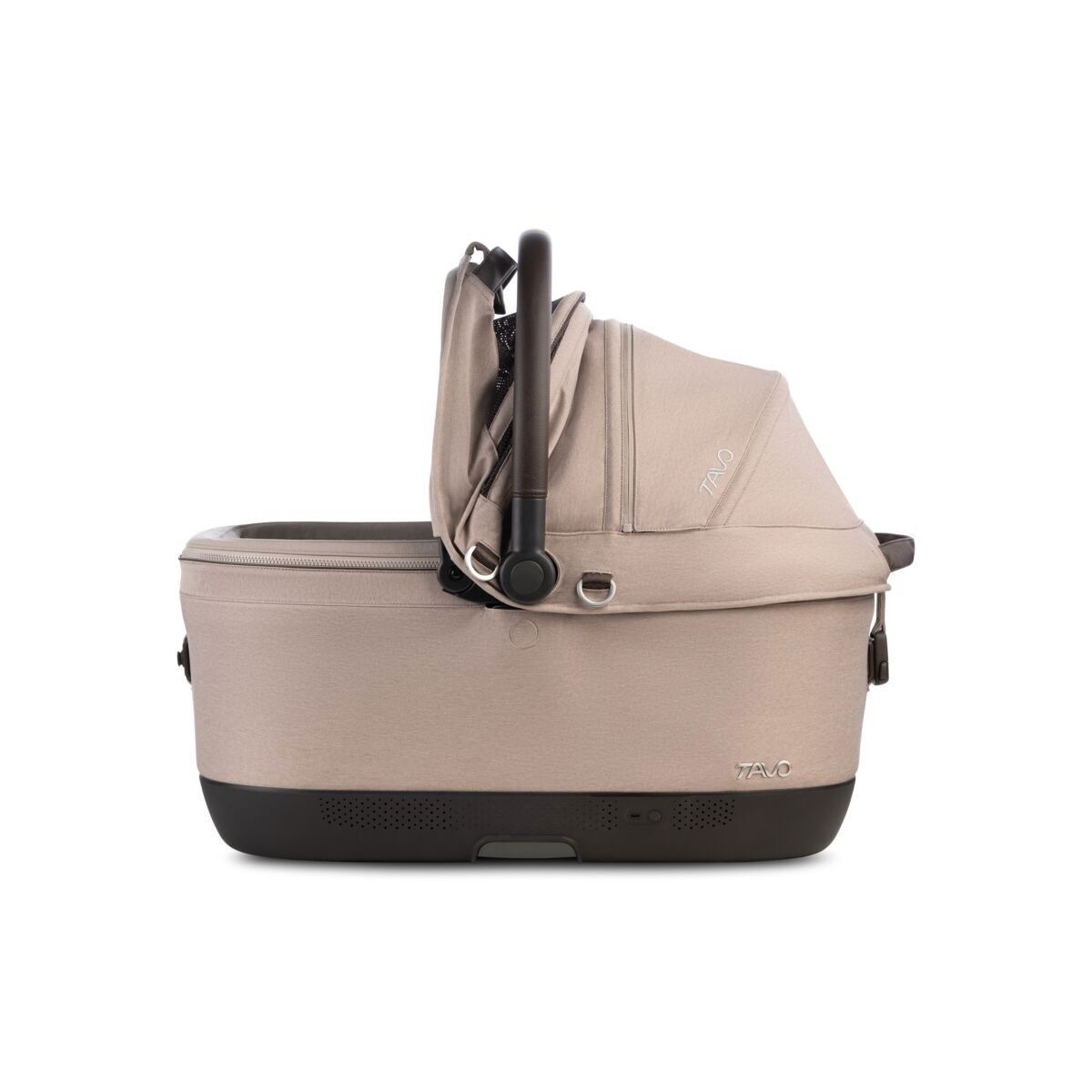 Tavo Maeve ISO6X Wind crash tested pet car seat with integrated ventilation system