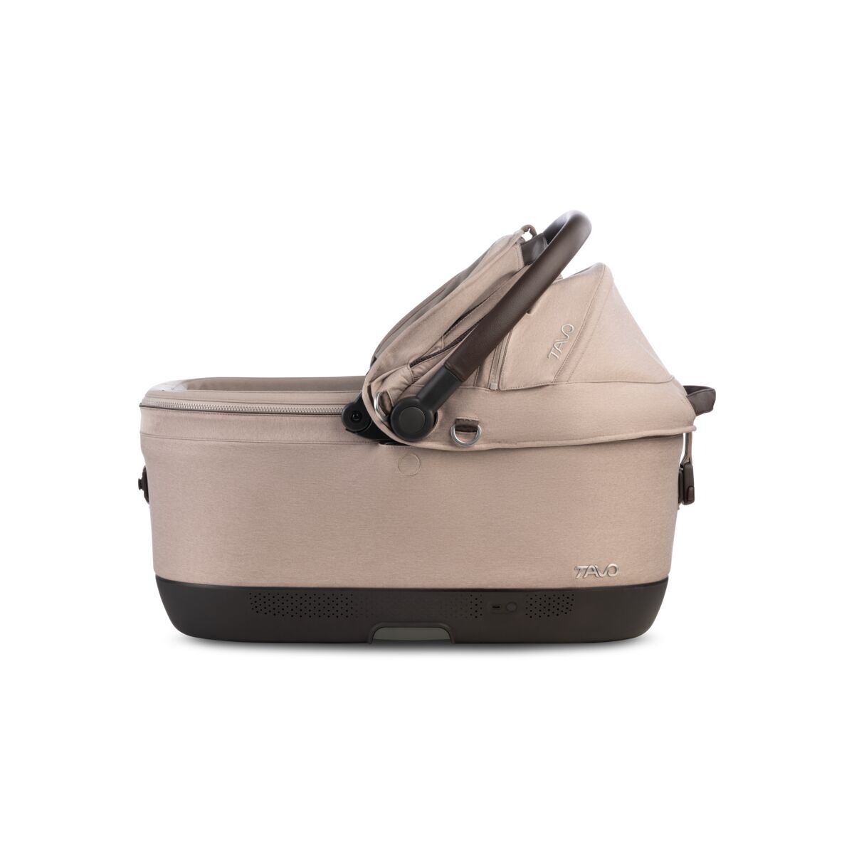 Tavo Maeve ISO6X Wind crash tested pet car seat with integrated ventilation system