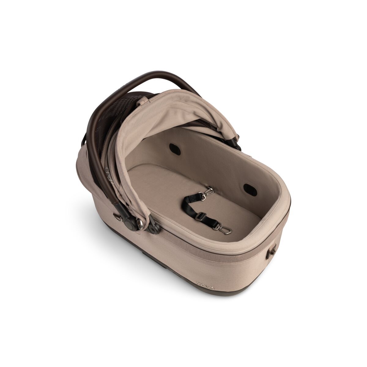 Tavo Maeve ISO6X Wind crash tested pet car seat with integrated ventilation system