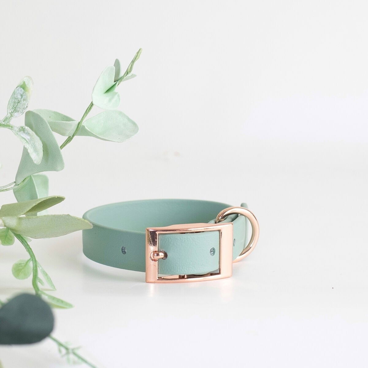 Tyylivoitto Classy collar narrow, sage/rosegold
