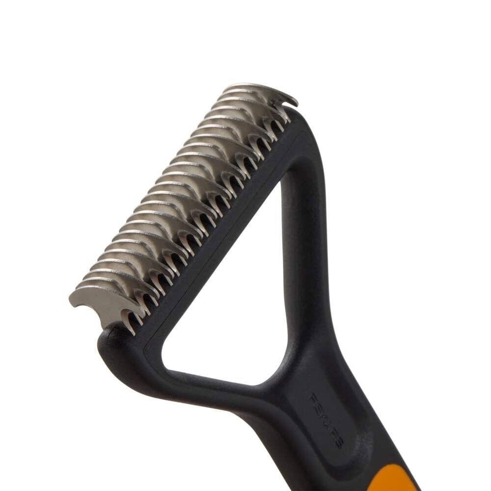 Fiskars dematting rake