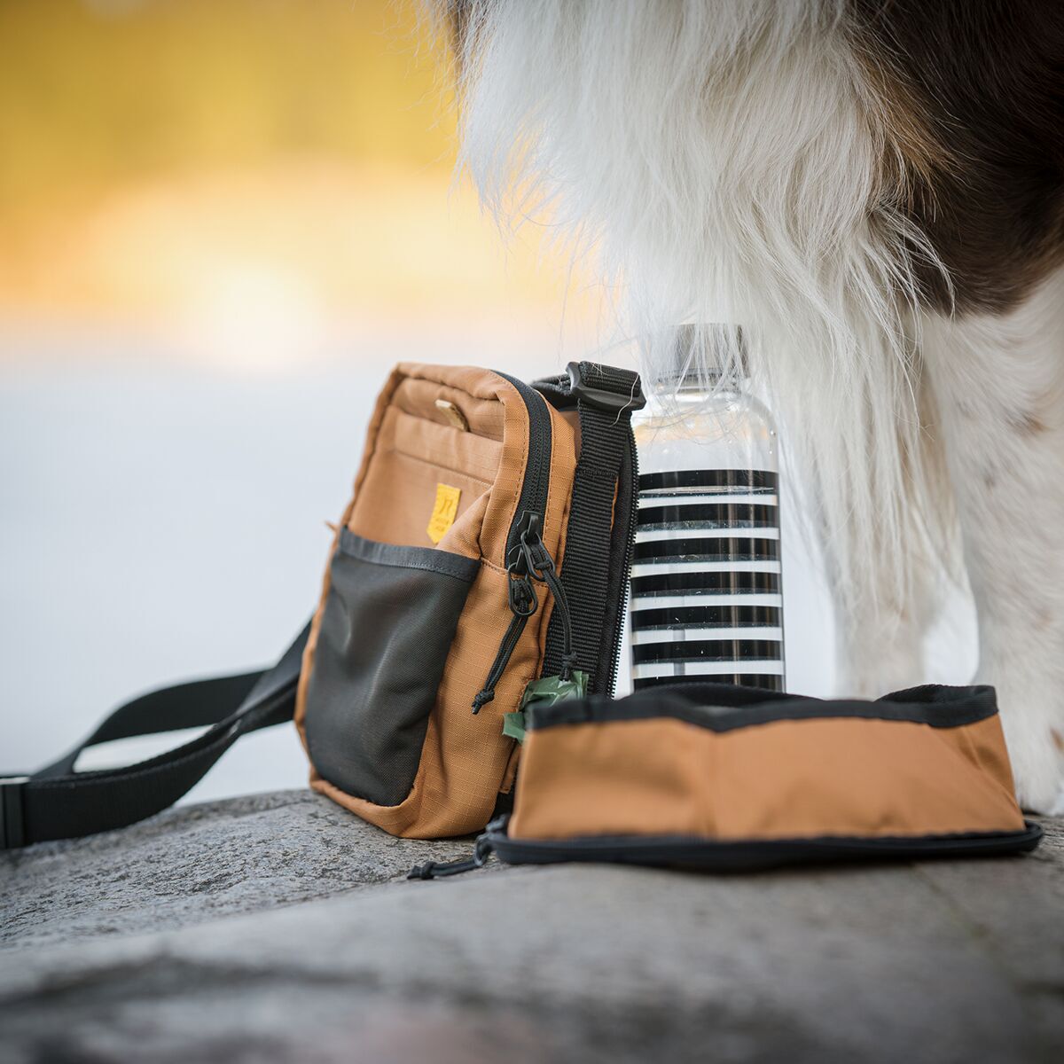 Woolly Wolf Hydration Shoulder Bag Wood Brown Mix